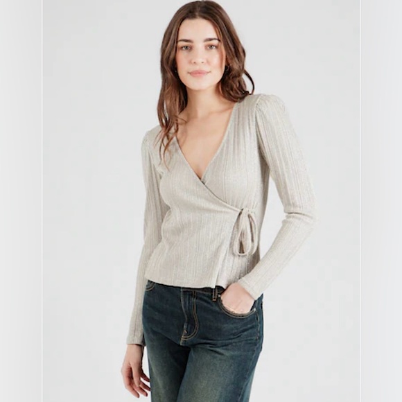 Women’s Crossover Tie Front Long Sleeve Ribbed Knit Top - Picture 1 of 8